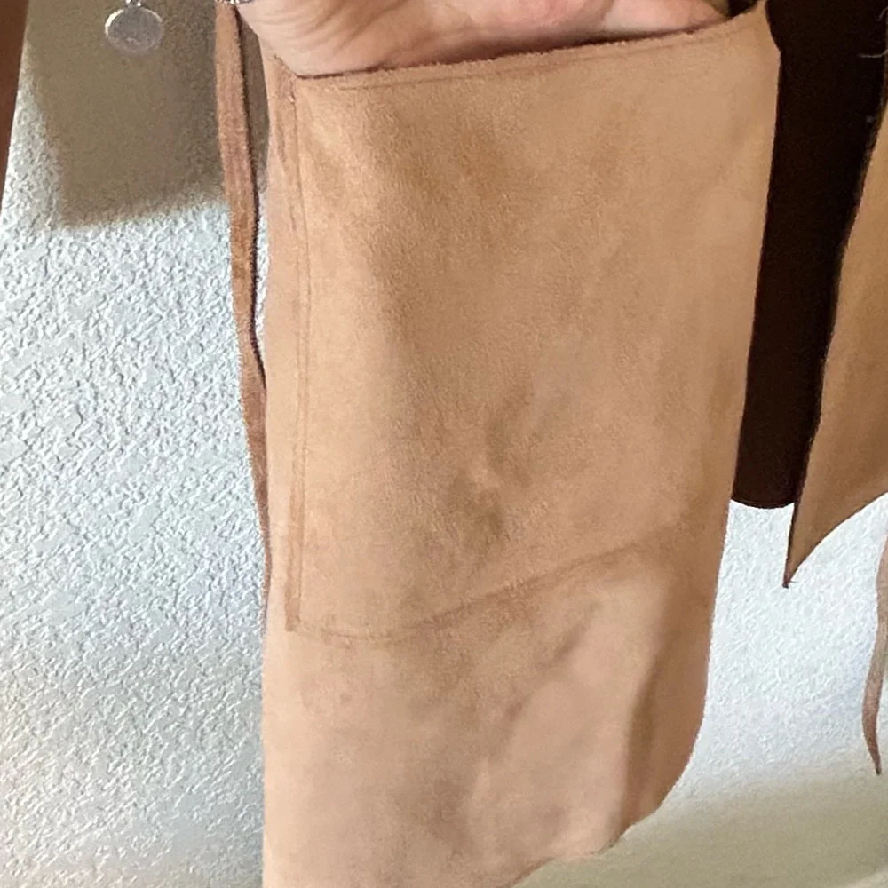 H&M Camel Brown Minimalist Quiet Luxury Faux Suede Coat SZ 4 - Picture 3 of 8